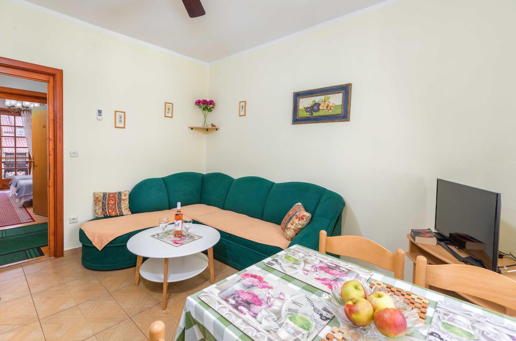Villa Nada In Fazana - Near The Beach エクステリア 写真