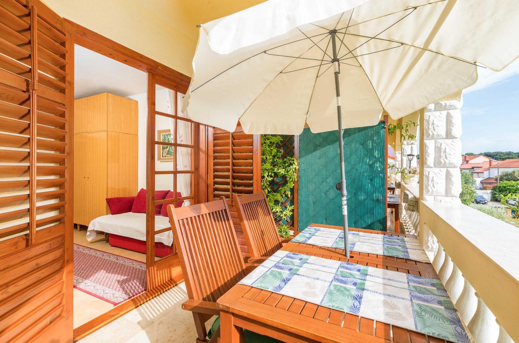 Villa Nada In Fazana - Near The Beach エクステリア 写真