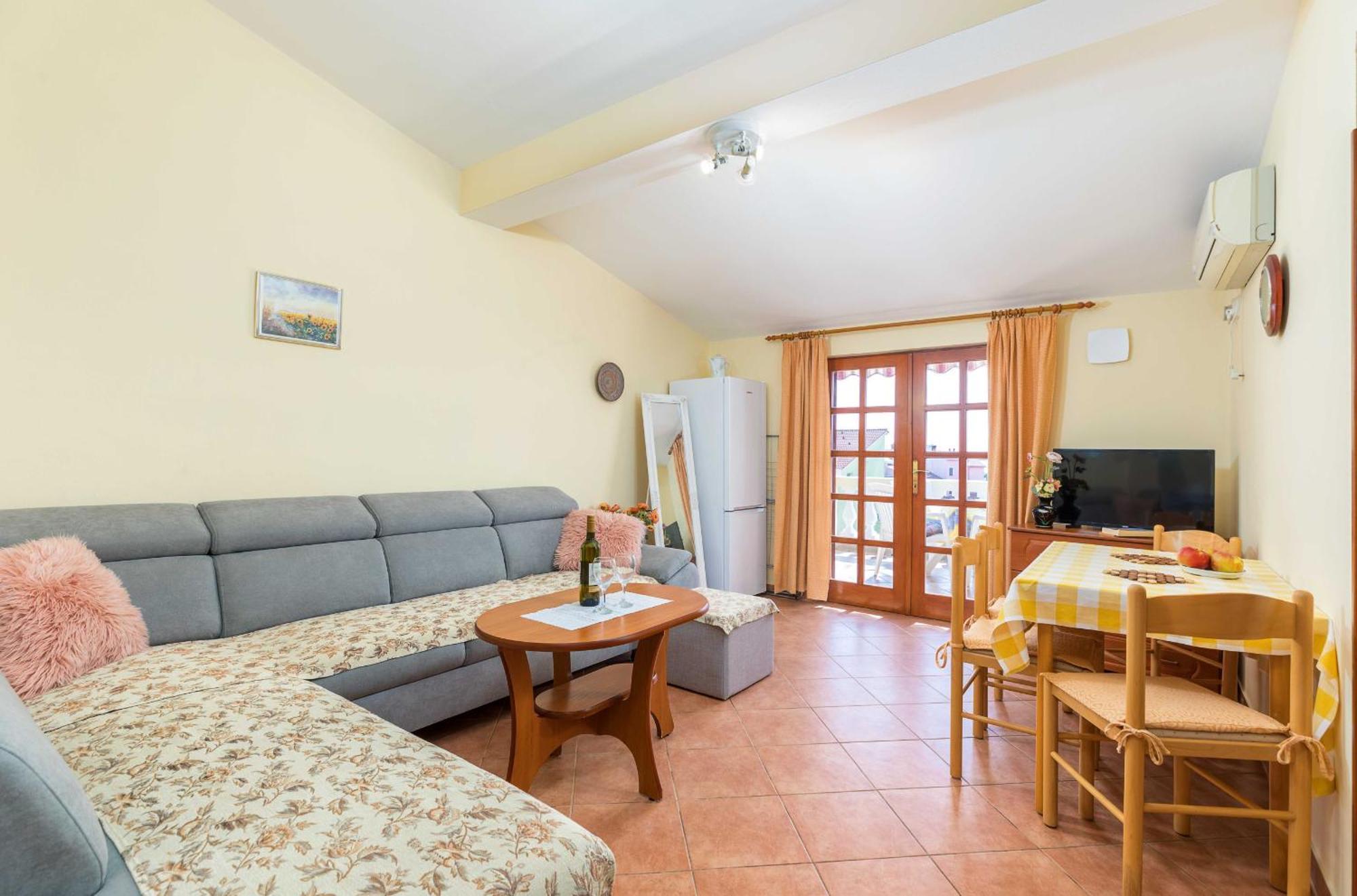 Villa Nada In Fazana - Near The Beach エクステリア 写真