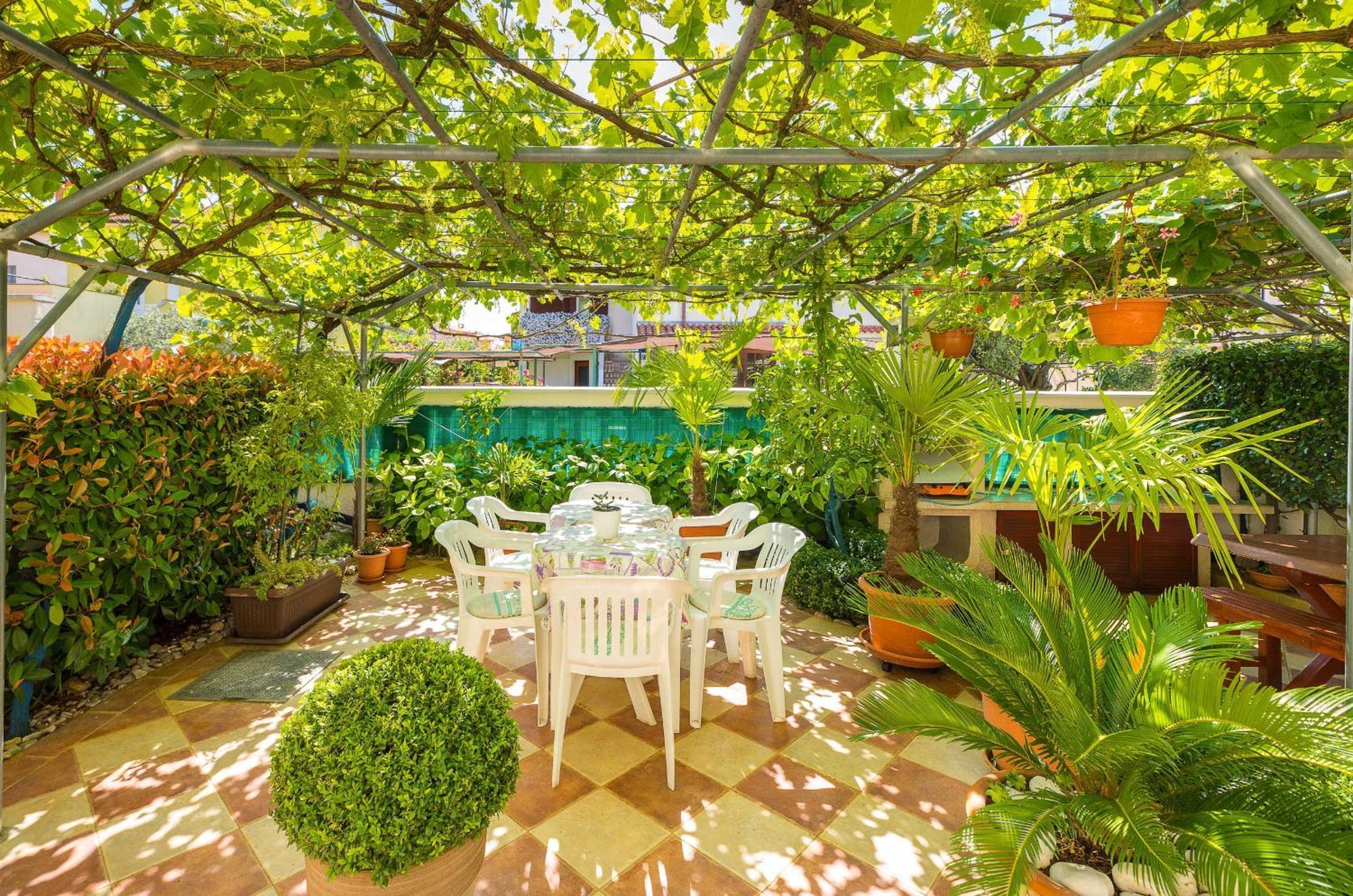 Villa Nada In Fazana - Near The Beach エクステリア 写真