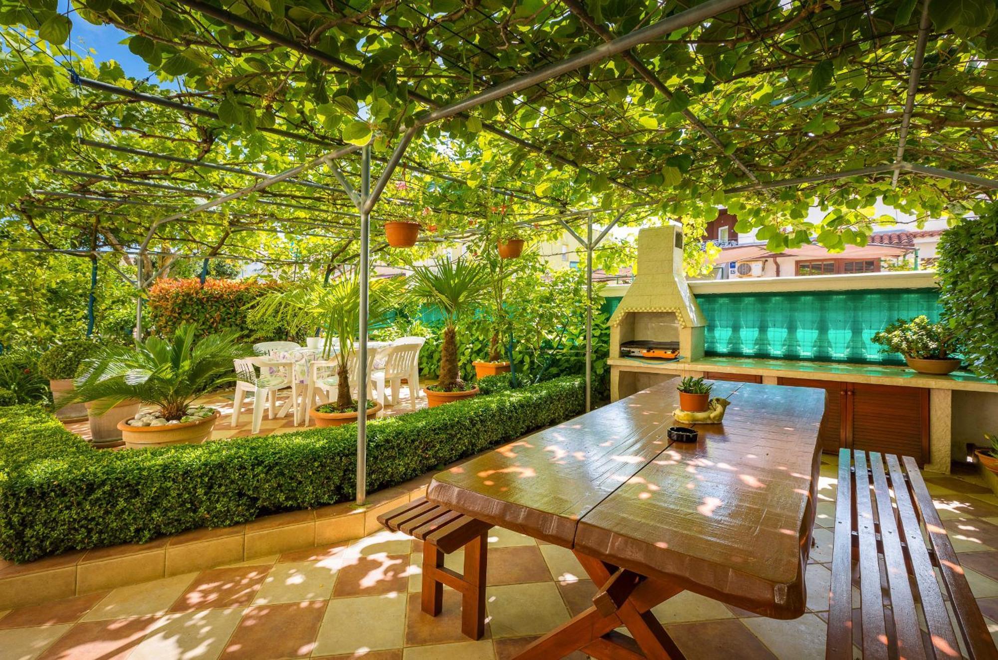 Villa Nada In Fazana - Near The Beach エクステリア 写真