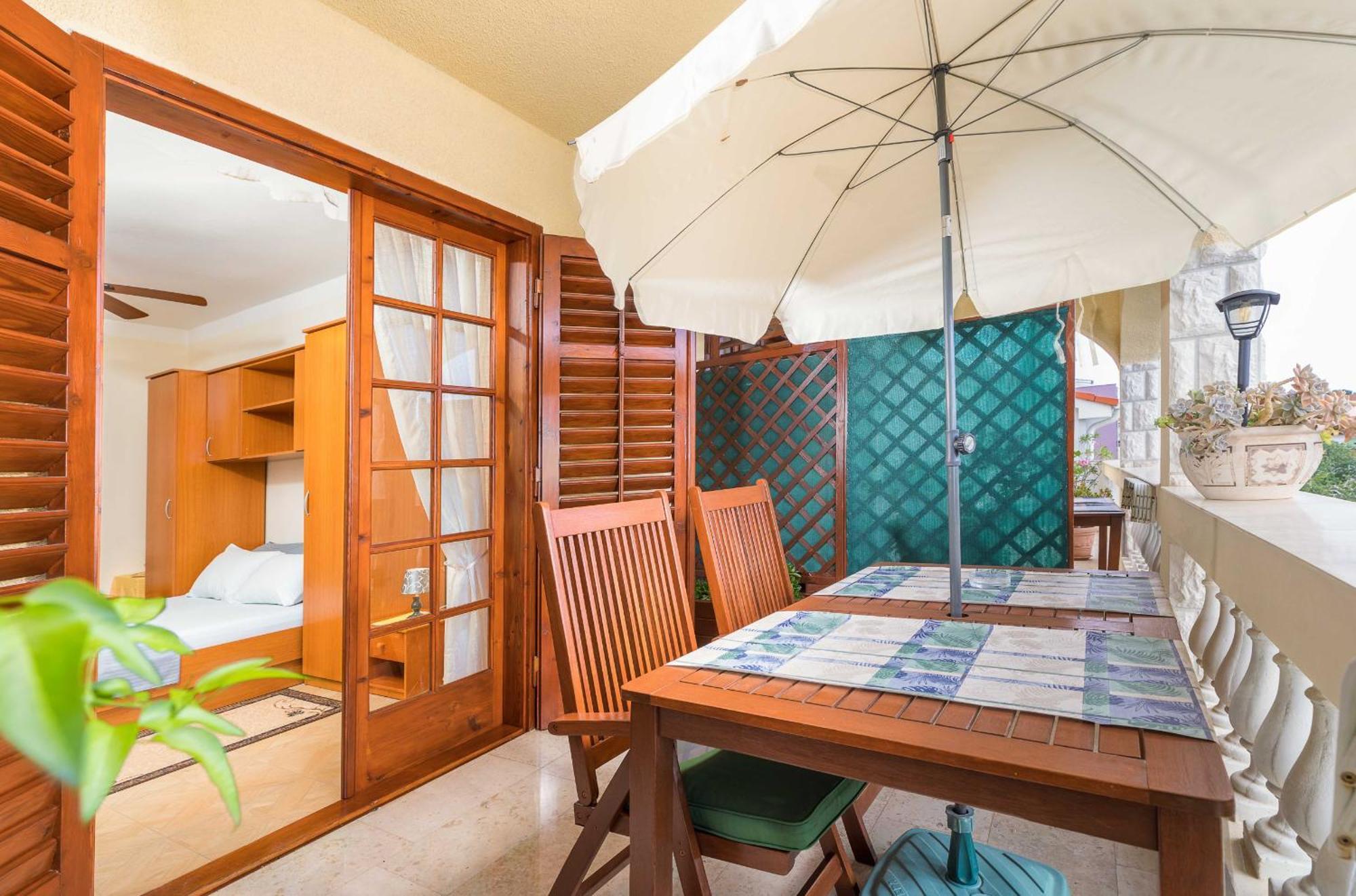 Villa Nada In Fazana - Near The Beach エクステリア 写真